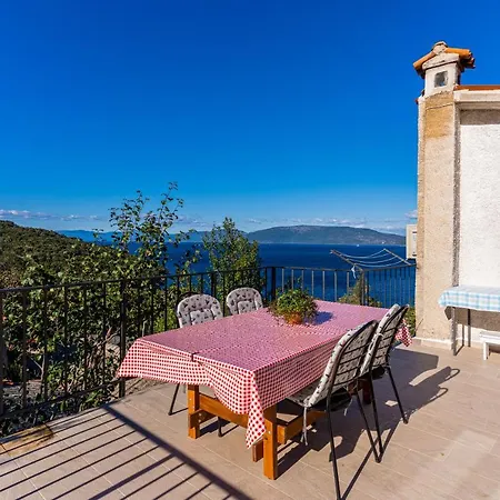 Valun1 Appartement *