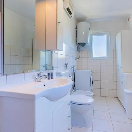 Apartment Valun1 Valun