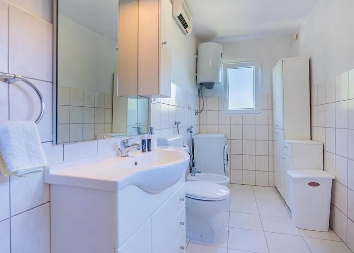 Apartment Valun1 Valun